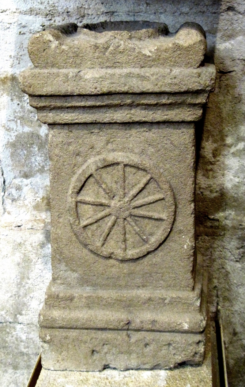 Altar with a wheel